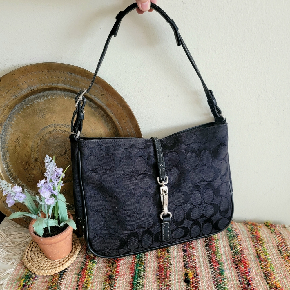 Coach Small Black Shoulder Bag - Picture 3 of 10